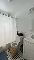 Rented by Roselyn  Fortuna LLC