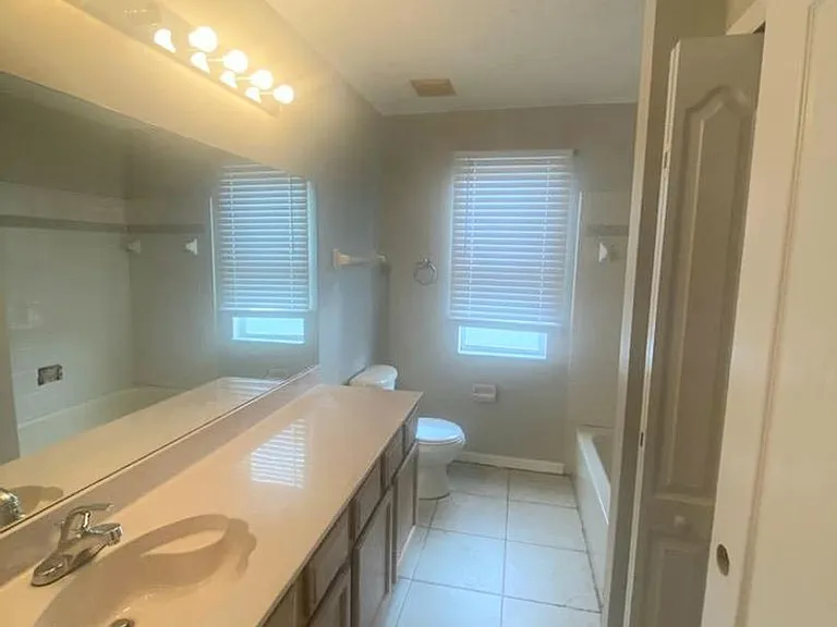 10206 Beneva Dr — Photo 9