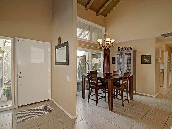 5th image of 607 Dunbarton Cir