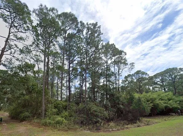 220 Levy Bay Rd, Panacea, FL 32346