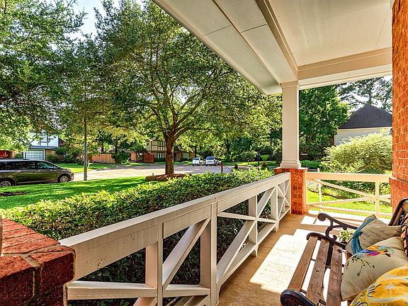 4th image of 2311 River Village Dr