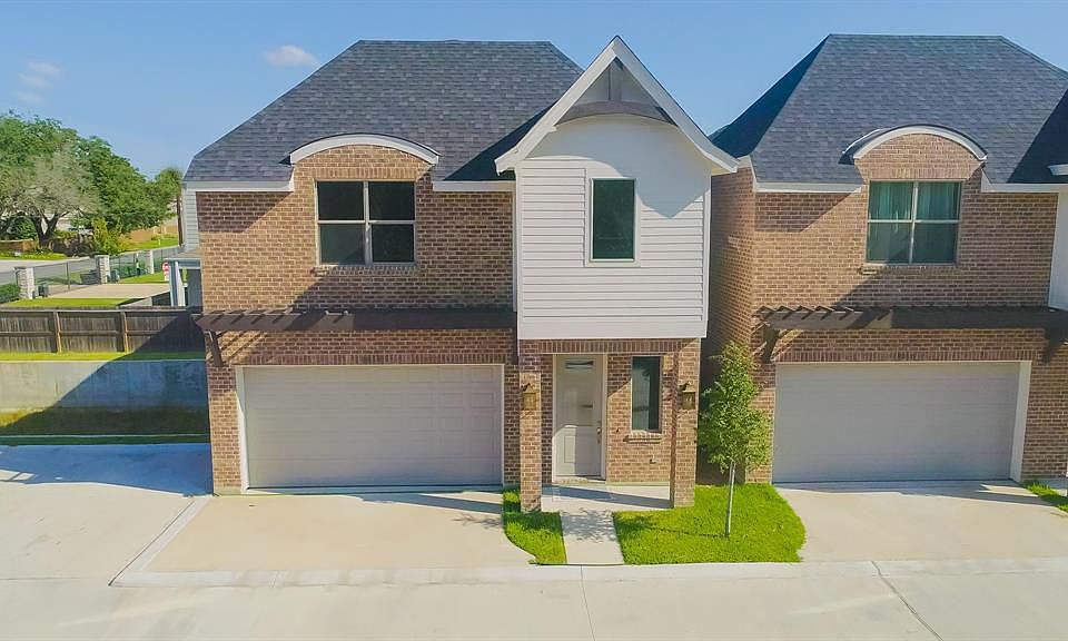1st image of 8818 Hollywood Garden Ln
