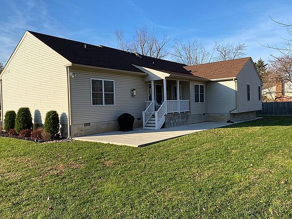 2nd image of 838 Green Ave