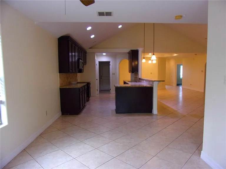 6109 Queen Jane St — Photo 21