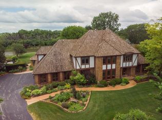 1S540 Domartin Pl, Winfield, IL 60190