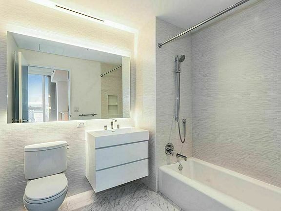 4th image of 242 W 53rd St #12B
