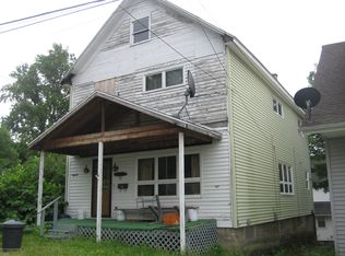 60-62 Copeland Ave, Carbondale, PA 18407