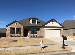 2111 E 133rd St S, Bixby, OK 74008