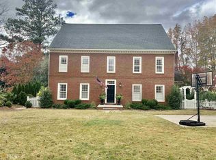 210 Grapevine Run, Sandy Springs, GA 30350