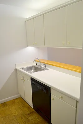 Rented by Corcoran | media 24