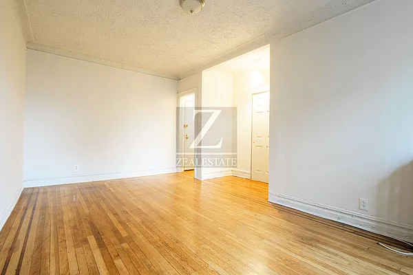 Rented by ZealEstate Group Inc | media 5