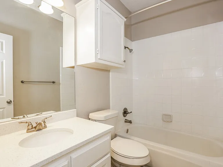 922 Golden Grove Dr — Photo 15