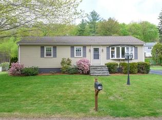 19 Dimassa Dr, Leominster, MA 01453
