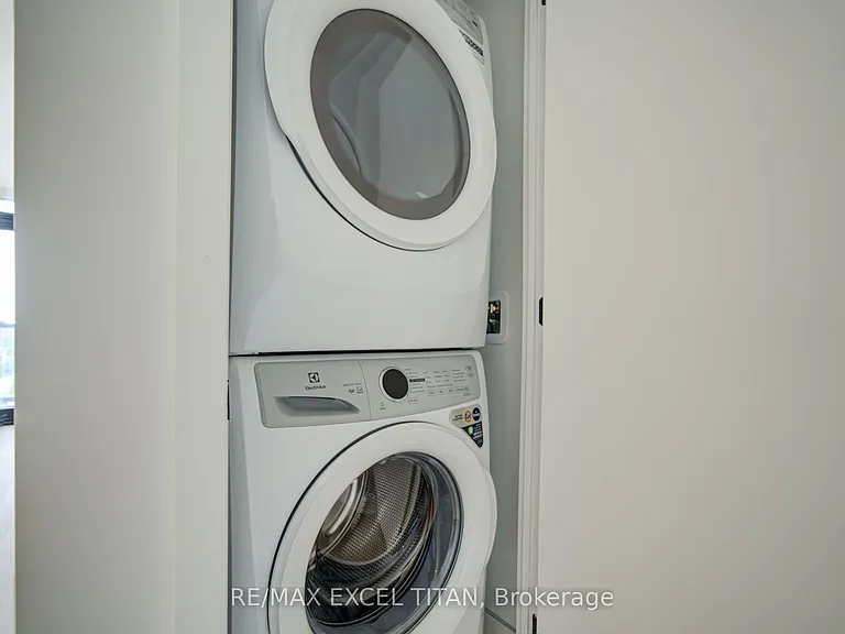 699 Sheppard Ave E #1115 — Photo 34