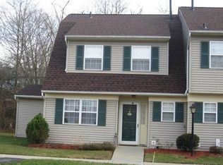 12 Autumn Leaf Ct, Montgomery, NY 12549