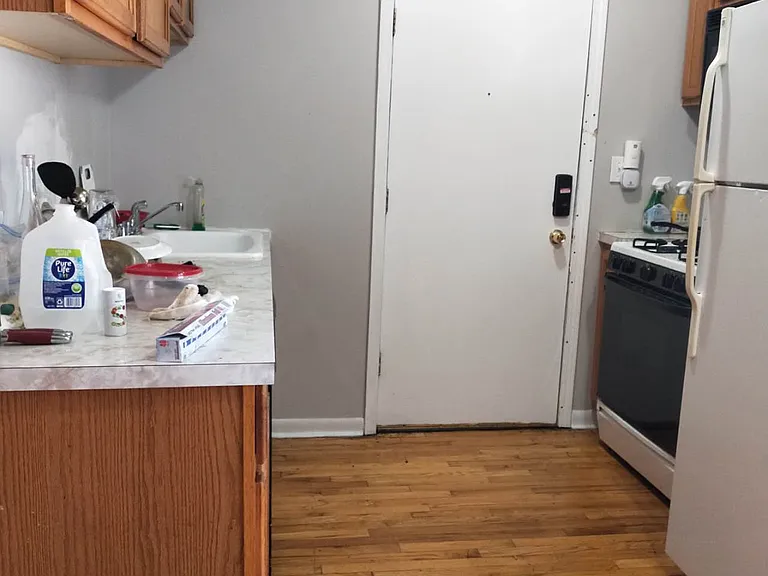 6211 S Woodlawn Ave #B — Photo 16