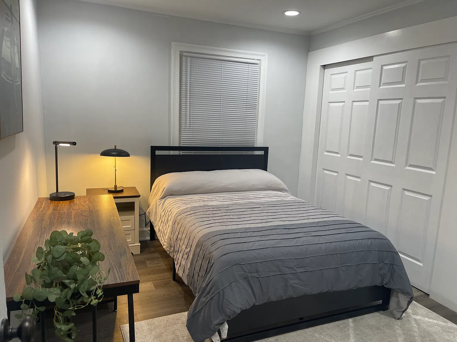 5 bed, 2748 sqft, $500 — Photo 1