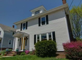 124 Hillside Ave, Pawtucket, RI 02860