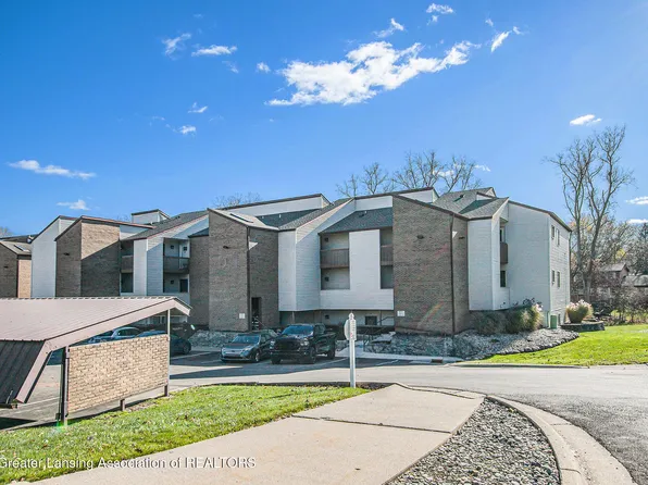 1571 W Pond Dr #14, Okemos, MI 48864