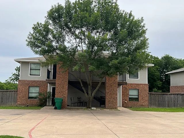 872 W Vanderbilt St #2202 — Photo 1