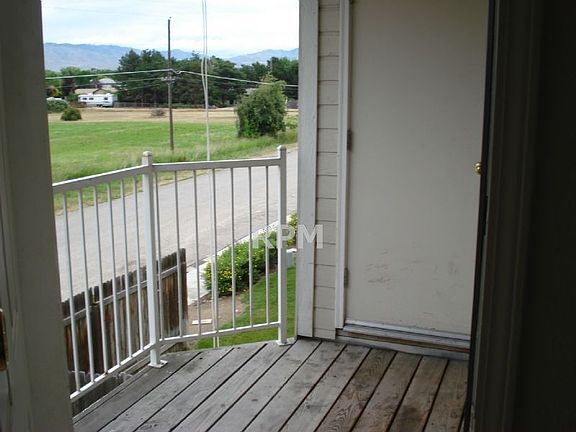 Balcony with Storage