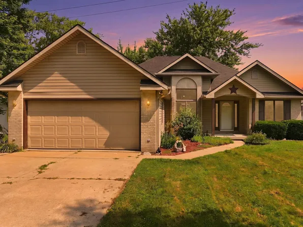 2988 N Knoll Dr, Macy, IN 46951