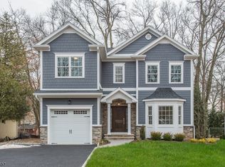 66 Garden Ave, Chatham, NJ