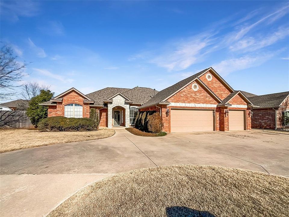 1st image of 1313 SW 125th Pl