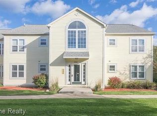 2235 S Huron Pkwy APT 3, Ann Arbor, MI 48104