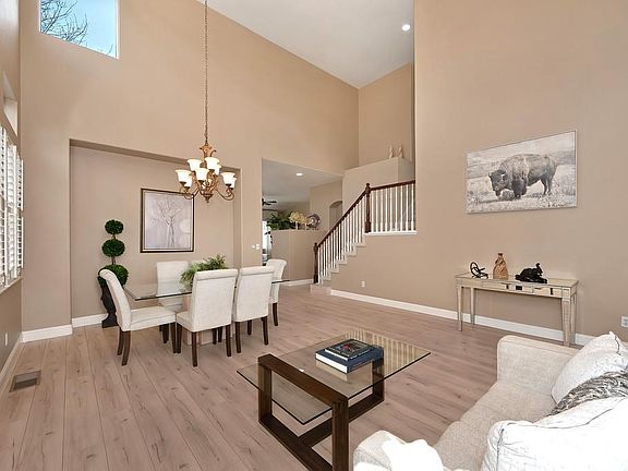 4th image of 6406 Lobo Dr