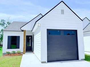 113 Twin Meadow Ln, Lafayette, LA 70508