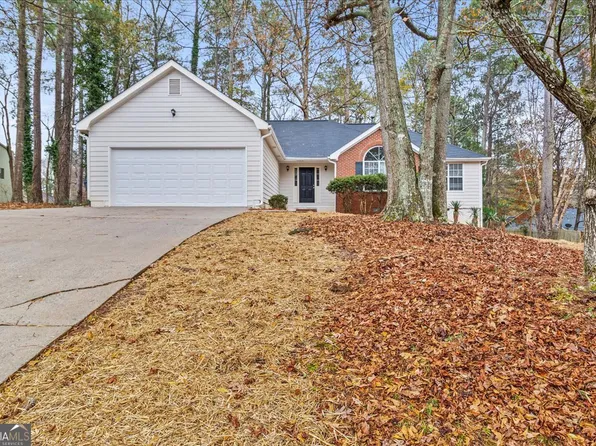 401 Streamview Ln, Stockbridge, GA 30281