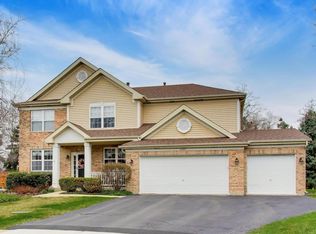 5660 Trinity Ct, Gurnee, IL