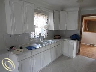 5th image of 9085 San Jose