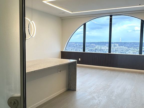 4th image of 40 W Forth St #Penthouse
