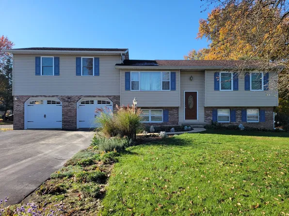 7170 Ruritan Dr, Chambersburg, PA 17202