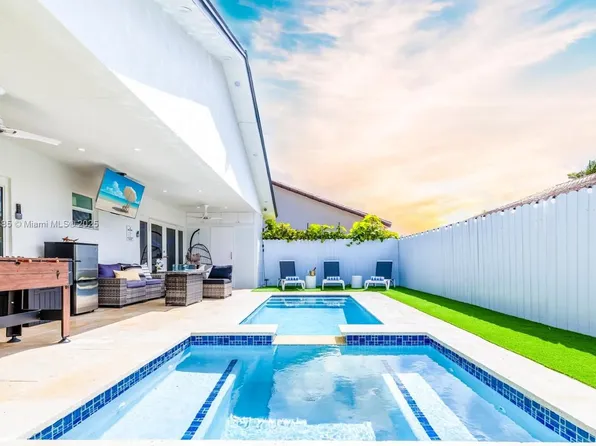 14354 SW 113th Ter, Miami, FL 33186