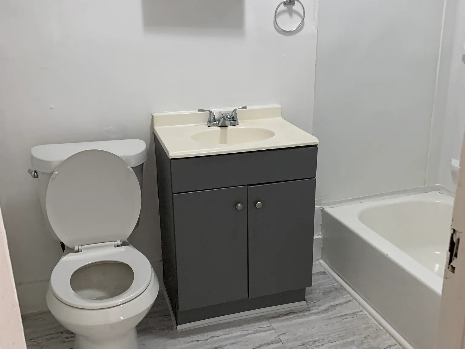 1 bed, 750 sqft, $650 — Photo 4