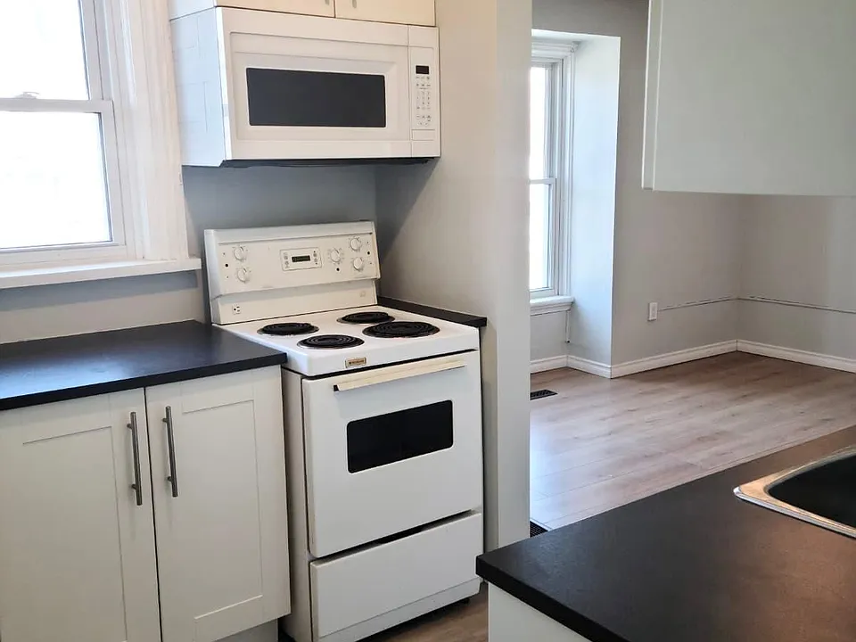 26 Stanley St #2
