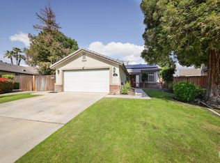 820 Timberleaf Dr, Bakersfield, CA 93312