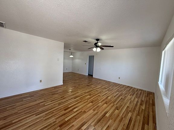 2nd image of 1324 S Ocotillo Dr