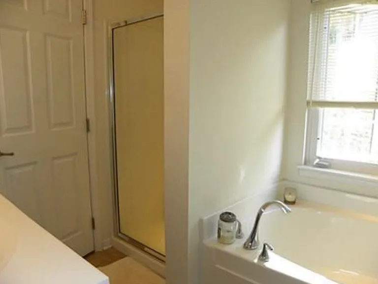 6003 Middlefield Dr — Photo 3
