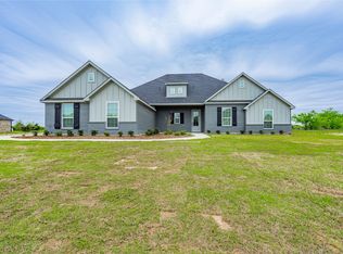 3564 Zayne Ln, Caddo Mills, TX 75135