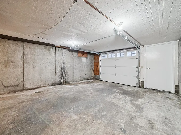 1831 SW Evans St — Photo 39