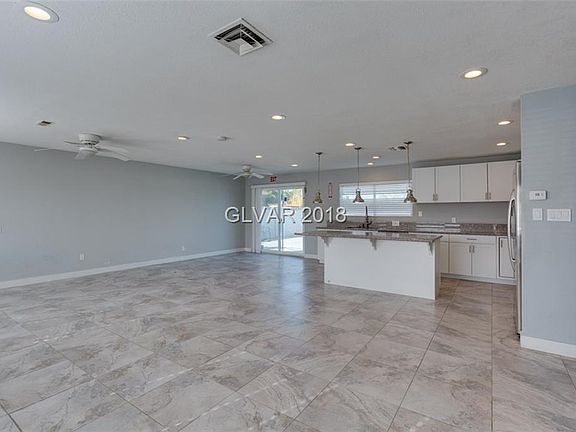 3rd image of 6336 Lawton Ave