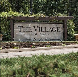 5th image of 17 Village Ct