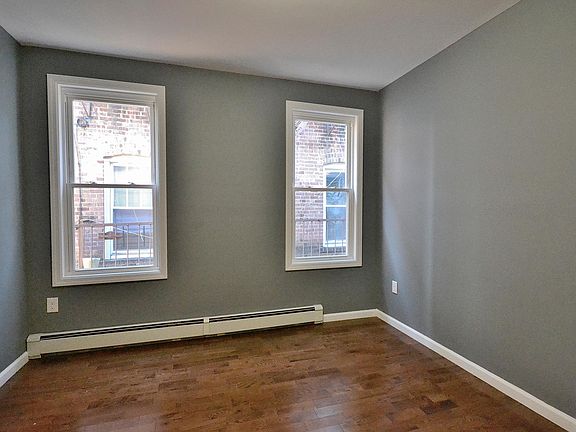 5th image of 311 Union St #2