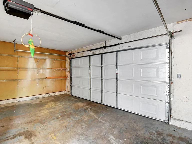5250 Camden Ave — Photo 14