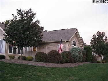3rd image of 402 Timberline Dr