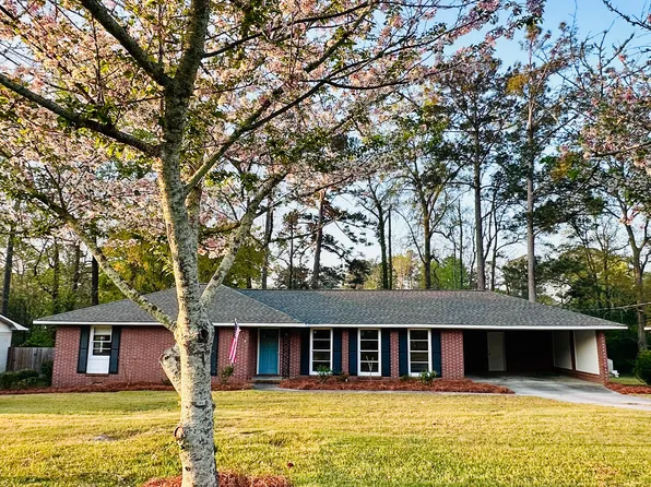 4656 Timberlane Dr, Macon, GA 31210